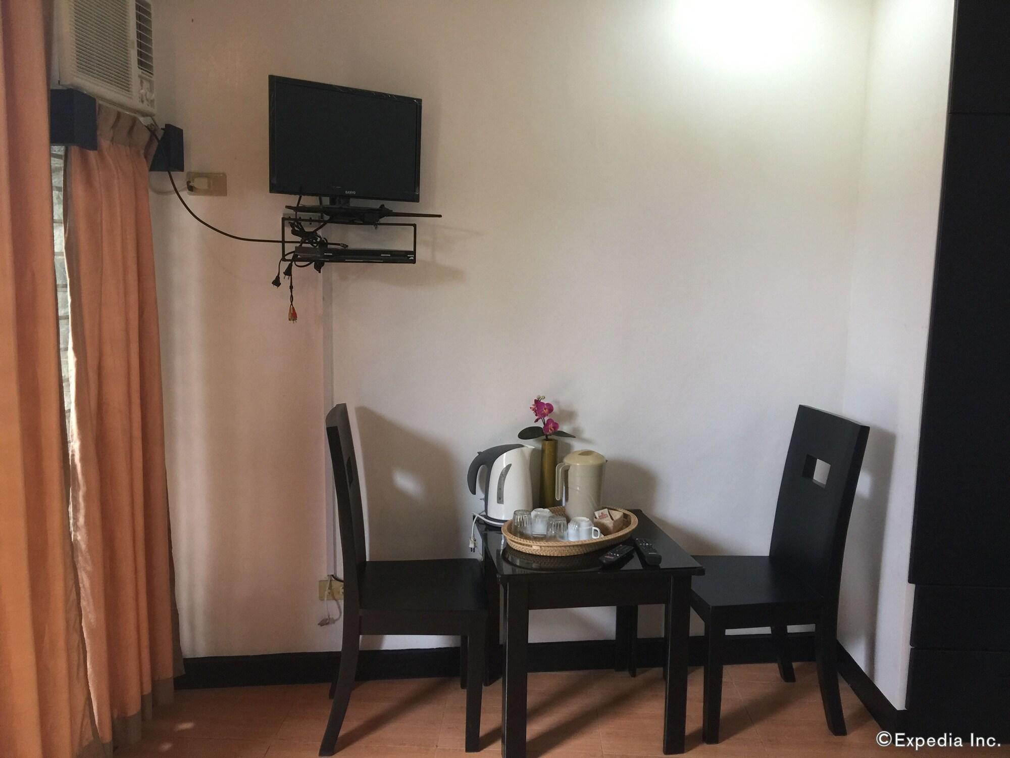 La Pernela Resort Biking Экстерьер фото